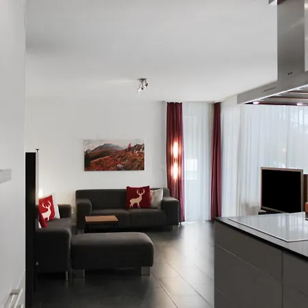 Chesa Kristella Apartment