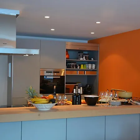 Chesa Kristella 아로사